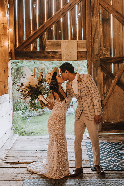 boho barn wedding